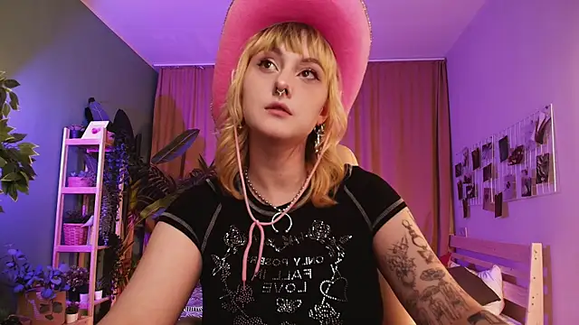 Emma Thomps online show from 13, 5, 2026