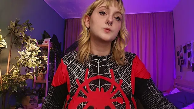 Emma Thomps online show from 15, 5, 2026