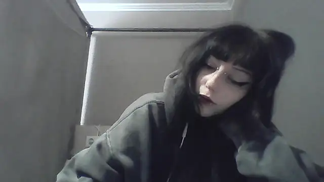 Snapshot of ChargedReign chatting on 25, 4, 2026 ChargedReign online show from 25, 4, 2026