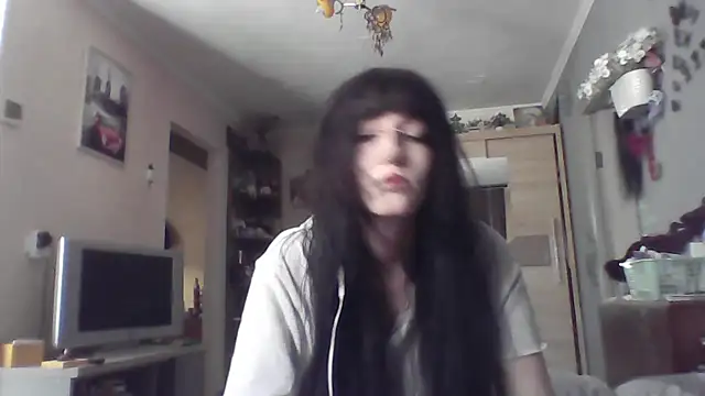 Snapshot of ChargedReign chatting on 26, 4, 2026 ChargedReign online show from 26, 4, 2026