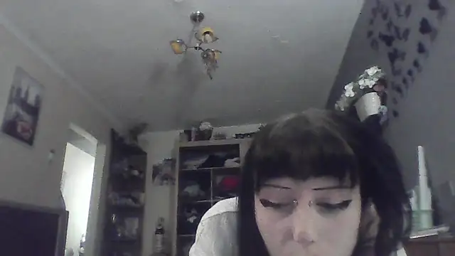 Snapshot of ChargedReign chatting on 9, 5, 2026 ChargedReign online show from 9, 5, 2026