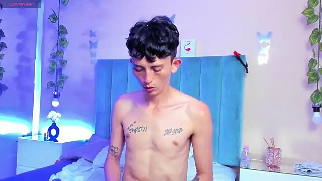 ARIANA CRI-X online show from 29, 4, 2026