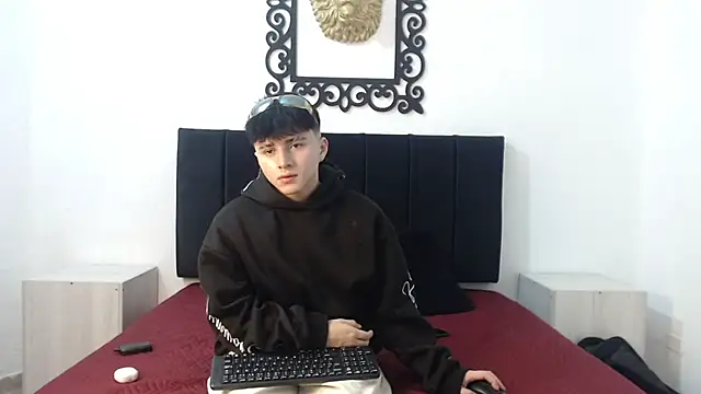 LunayDream online show from 22, 5, 2026