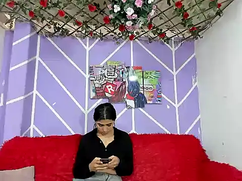 Snapshot of DAHNE_HOT_ chatting on 18, 7, 2026 DAHNE HOT online show from 18, 7, 2026