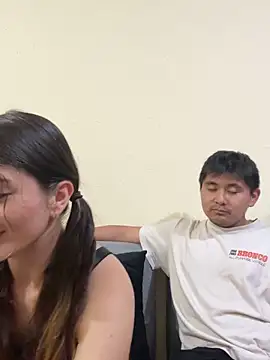 isarosee oliversex online show from 24, 4, 2026