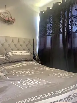 MissNYXuk online show from 22, 4, 2026