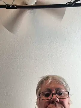 Snapshot of SilverRain_ chatting on 10, 5, 2026 SilverRain online show from 10, 5, 2026