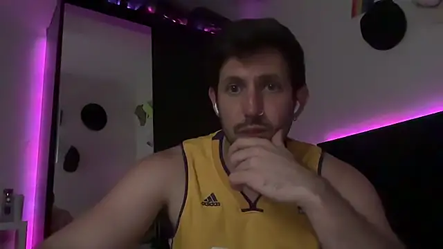 MathiasBellucci online show from 23, 4, 2026