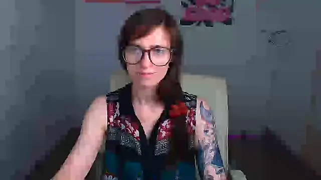 Snapshot of Luna_Tantra chatting on 3, 7, 2026 Luna Tantra online show from 3, 7, 2026