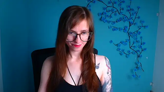 Snapshot of Luna_Tantra chatting on 8, 7, 2026 Luna Tantra online show from 8, 7, 2026