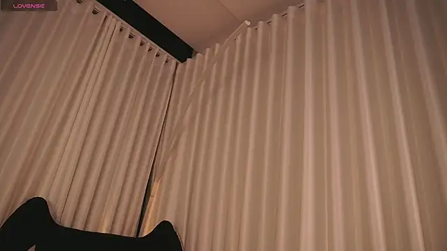 Tessa ruxh online show from 14, 5, 2026
