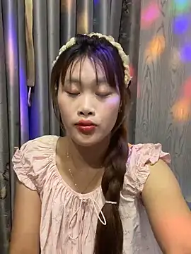 Ly-sexyy online show from 28, 4, 2026