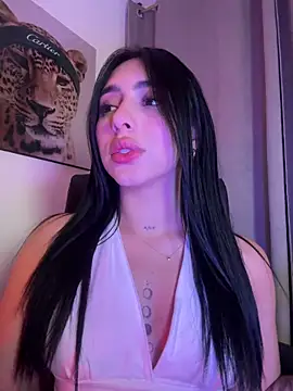 Snapshot of IsabellaNoir_ chatting on 28, 4, 2026 IsabellaNoir online show from 28, 4, 2026