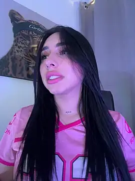 Snapshot of IsabellaNoir_ chatting on 1, 5, 2026 IsabellaNoir online show from 1, 5, 2026