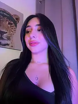 Snapshot of IsabellaNoir_ chatting on 8, 5, 2026 IsabellaNoir online show from 8, 5, 2026
