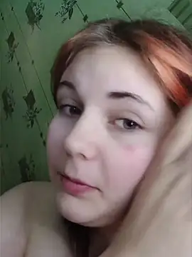 Snapshot of LoisFox chatting on 5, 5, 2026 LoisFox online show from 5, 5, 2026
