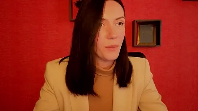 MySunnyMila online show from 28, 4, 2026