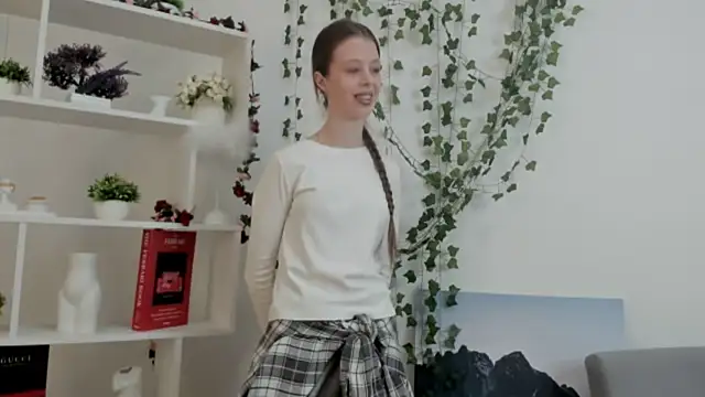 JoellenMadnick online show from 24, 4, 2026