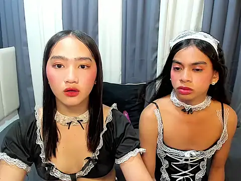 TwoHornyTs69 online show from 22, 4, 2026