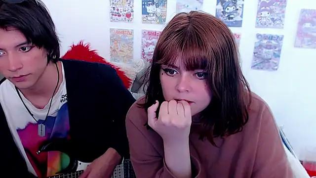 Snapshot of raven_n_matt chatting on 20, 6, 2026 raven n matt online show from 20, 6, 2026
