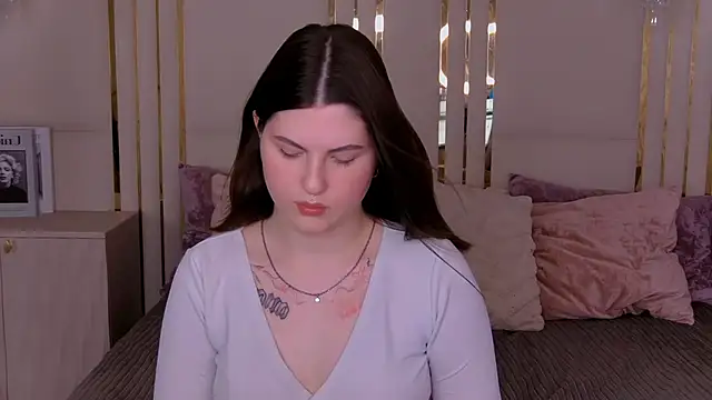 Snapshot of IvySimmons chatting on 10, 5, 2026 IvySimmons online show from 10, 5, 2026