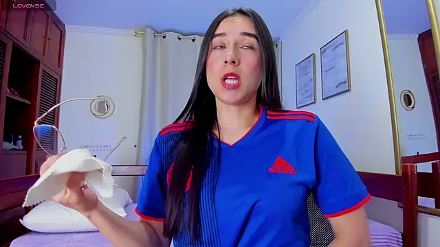Elisabetta Amour online show from 23, 6, 2026