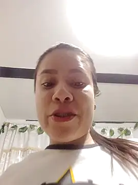 Nicol Alvarez1 online show from 27, 4, 2026