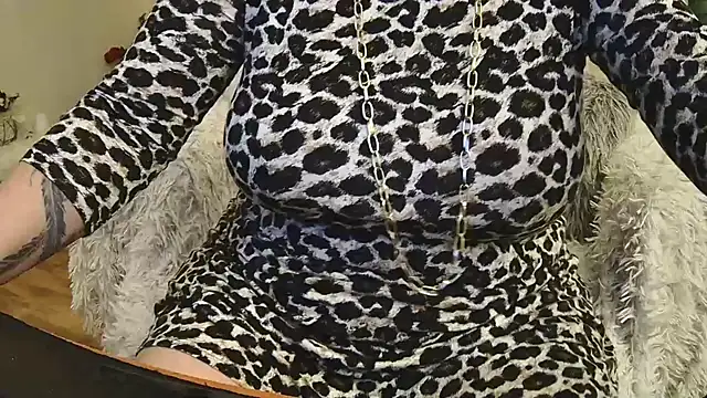 Divineblond online show from 12, 2, 2025