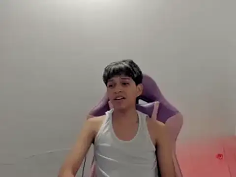 chick angel online show from 17, 5, 2026