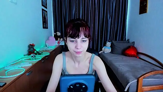 Snapshot of MiniLysii chatting on 10, 6, 2026 MiniLysii online show from 10, 6, 2026