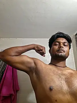 Snapshot of Gujju_here chatting on 7, 5, 2026 Gujju here online show from 7, 5, 2026