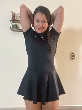 SamiiContreras  online show from 9, 6, 2026