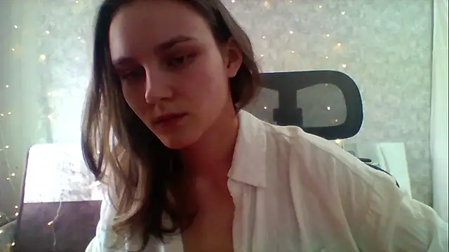 Snapshot of DolcezzaCream chatting on 30, 4, 2026 DolcezzaCream online show from 30, 4, 2026