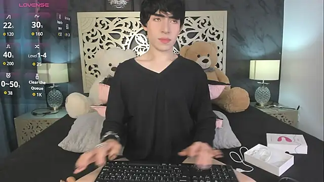 DemonFoxx online show from 24, 6, 2026