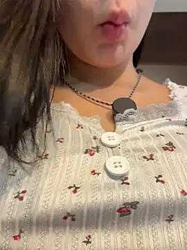 -Lorelain- online show from 17, 6, 2026