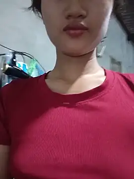 Snapshot of Rosie_LoveUU chatting on 18, 5, 2026 Rosie LoveUU online show from 18, 5, 2026