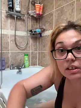 SecretRavenXO online show from 26, 5, 2026