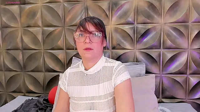 Gaia rougee online show from 23, 5, 2026