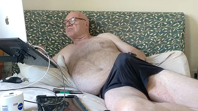 Snapshot of KinkCentral chatting on 31, 5, 2026 KinkCentral online show from 31, 5, 2026