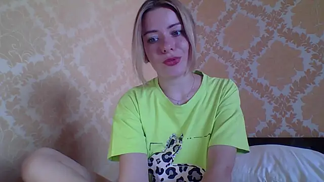 Softy Aura  online show from 30, 6, 2026