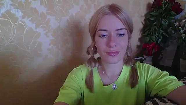 Softy Aura  online show from 7, 7, 2026