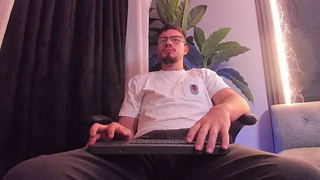 chris gold  online show from 23, 4, 2026