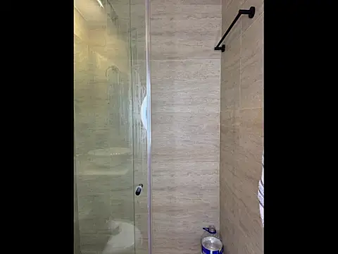Snapshot of Iamcamilo__ chatting on 17, 5, 2026 Iamcamilo online show from 17, 5, 2026