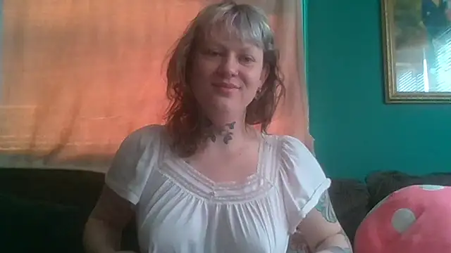 RosieSwitchBitch online show from 6, 5, 2026