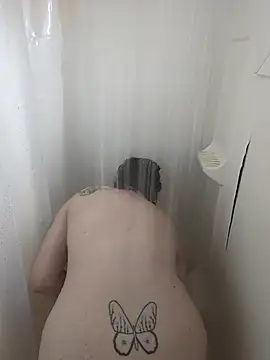 RosieSwitchBitch online show from 16, 5, 2026