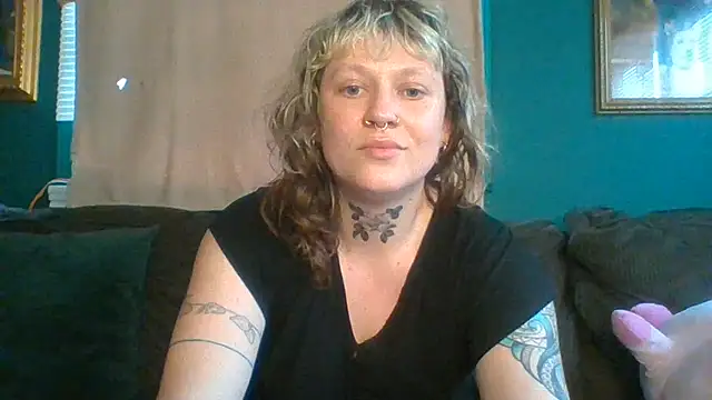 RosieSwitchBitch online show from 2, 7, 2026
