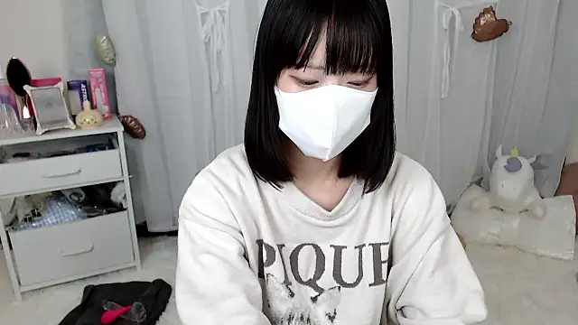 Snapshot of mii__tan chatting on 9, 5, 2026 mii tan online show from 9, 5, 2026