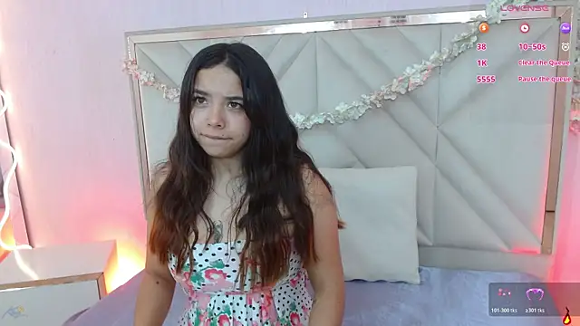 Snapshot of Karla_tay1 chatting on 24, 5, 2026 Karla tay1 online show from 24, 5, 2026