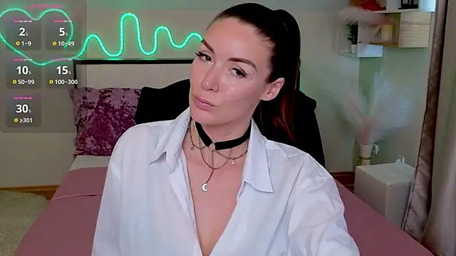 MicheleSantiago online show from 24, 6, 2026
