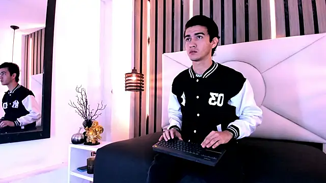 Feiccer Castquer online show from 3, 5, 2026